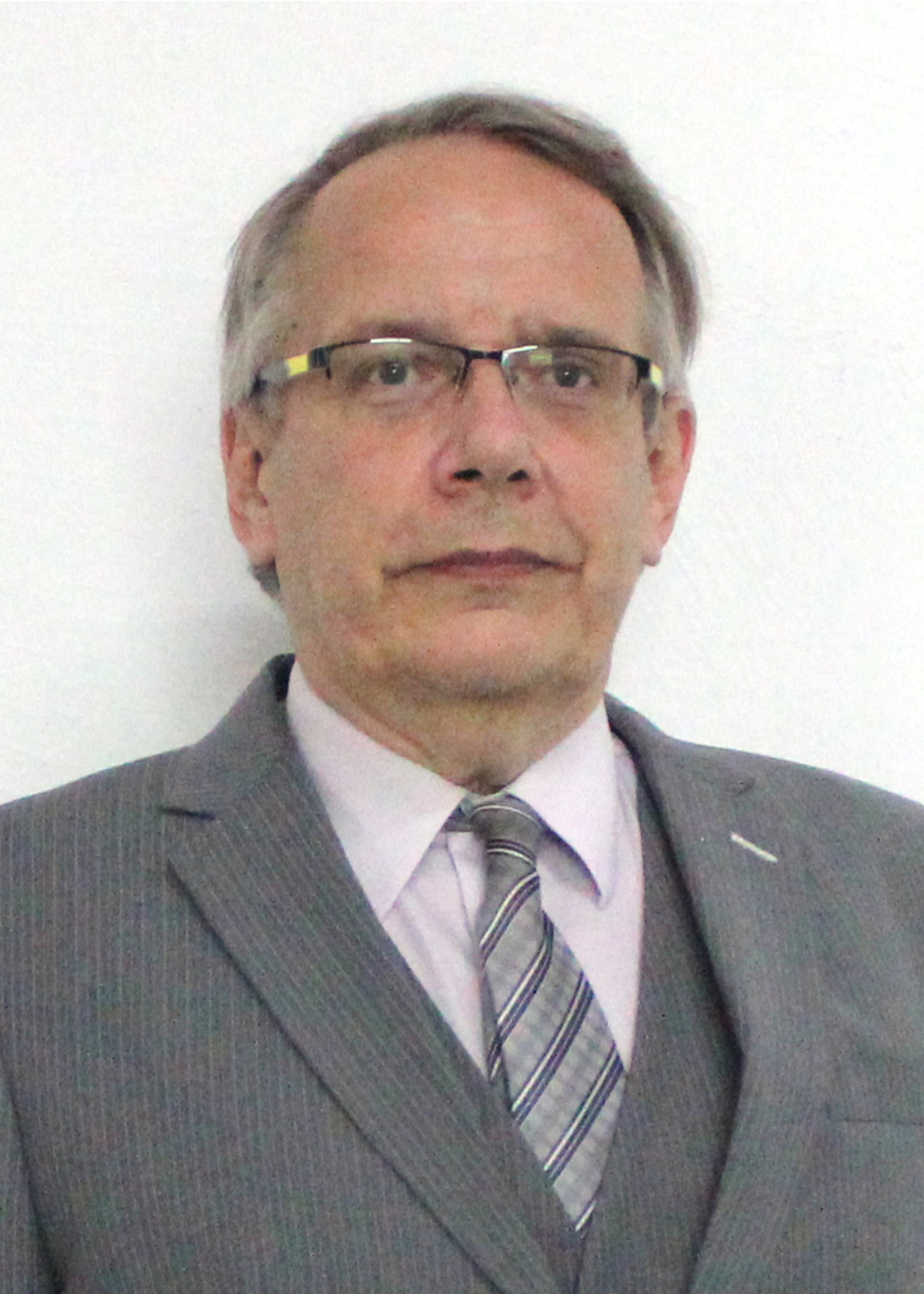 Henry - Sales Manager